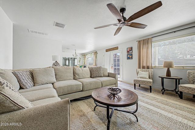 399 N APACHE Drive N, Chandler, AZ 85224