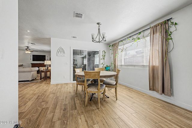 399 N APACHE Drive N, Chandler, AZ 85224
