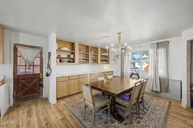 399 N APACHE Drive N, Chandler, AZ 85224