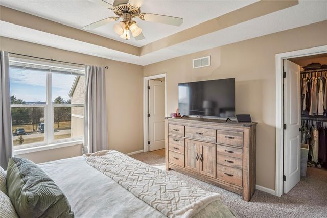 6883 Jack London Drive, Johnston, IA 50131