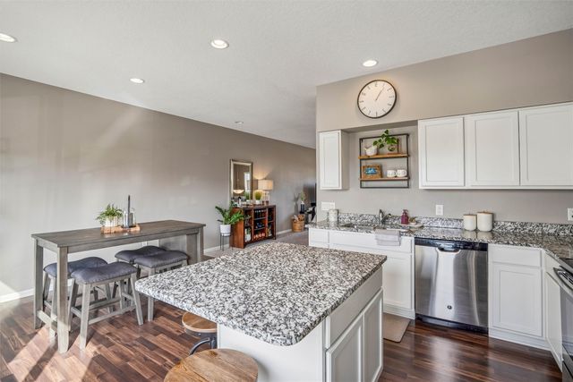 6883 Jack London Drive, Johnston, IA 50131