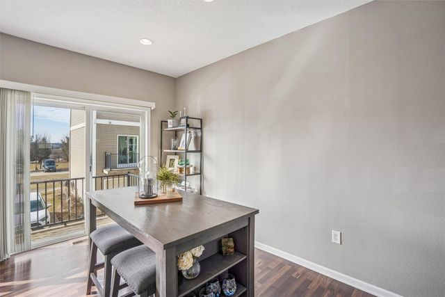 6883 Jack London Drive, Johnston, IA 50131