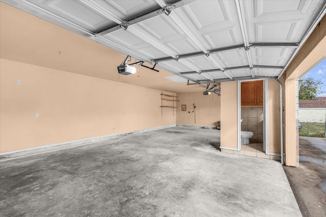 3640 6th Avenue, Fort Worth, TX 76110