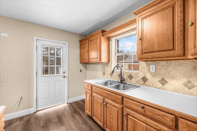 3640 6th Avenue, Fort Worth, TX 76110