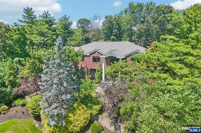 50 Blueberry Drive, Woodcliff Lake, NJ 07677