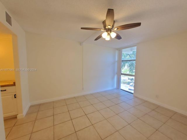 2029 NW 46th Avenue E308, Lauderhill, FL 33313
