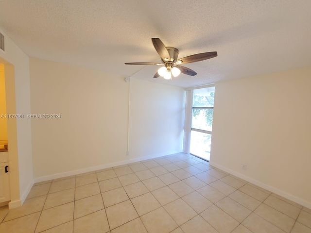 2029 NW 46th Avenue E308, Lauderhill, FL 33313