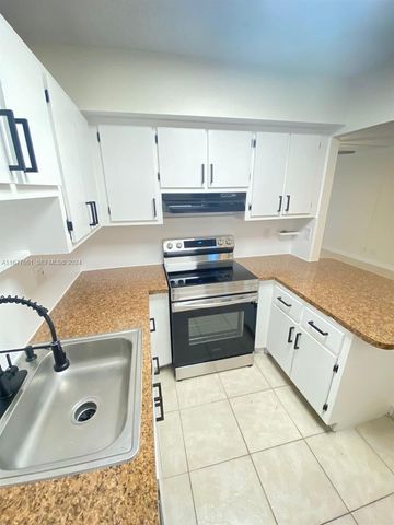 2029 NW 46th Avenue E308, Lauderhill, FL 33313