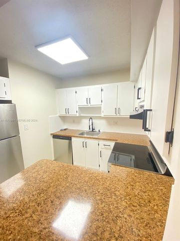 2029 NW 46th Avenue E308, Lauderhill, FL 33313