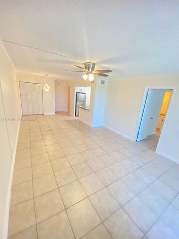 2029 NW 46th Avenue E308, Lauderhill, FL 33313