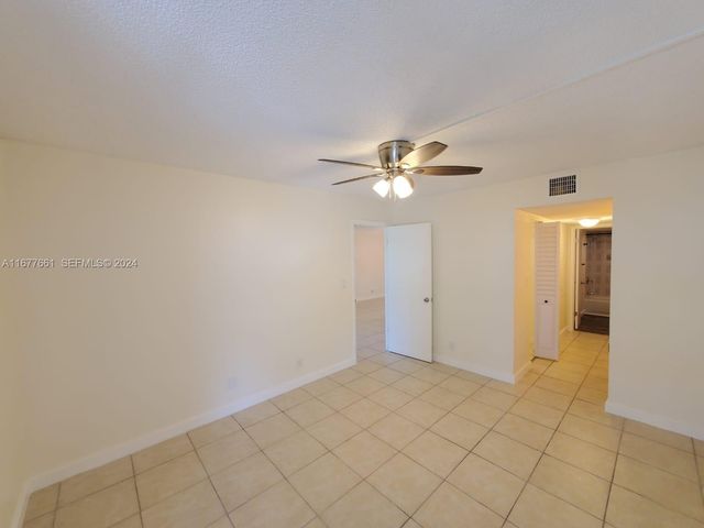 2029 NW 46th Avenue E308, Lauderhill, FL 33313