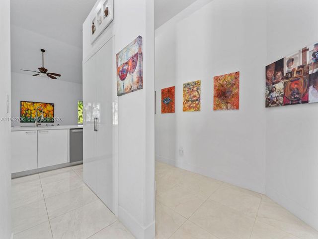 8945 SW 162nd Ter, Palmetto Bay, FL 33157