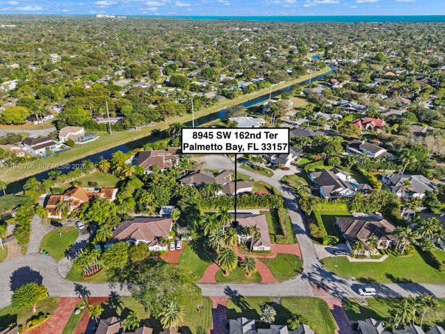8945 SW 162nd Ter, Palmetto Bay, FL 33157