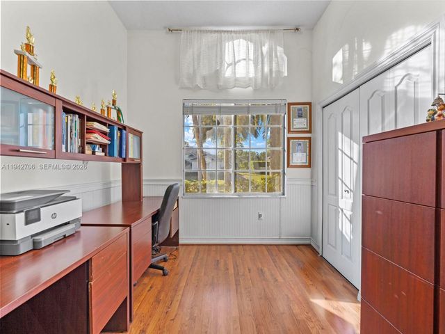 8945 SW 162nd Ter, Palmetto Bay, FL 33157