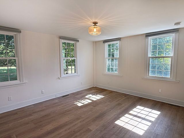110 Edgell Rd 110, Framingham, MA 01701