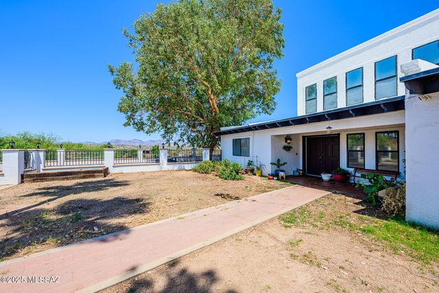 960 Via Puebla, Rio Rico, AZ 85648