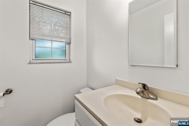 87 Poplar Street 4, Ramsey, NJ 07644