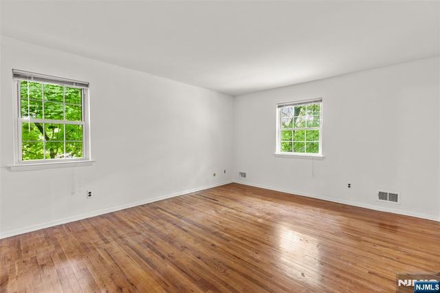 87 Poplar Street 4, Ramsey, NJ 07644