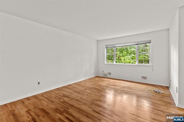 87 Poplar Street 4, Ramsey, NJ 07644