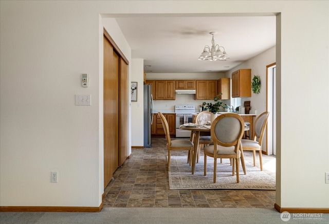 685 SW 1st Avenue, Oak Harbor, WA 98277
