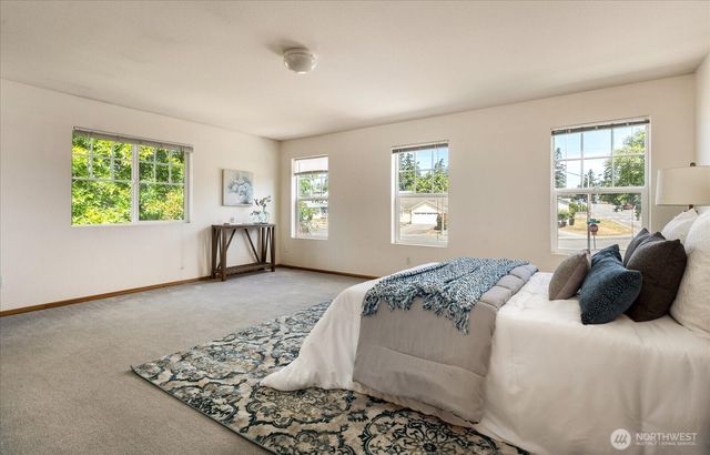 685 SW 1st Avenue, Oak Harbor, WA 98277
