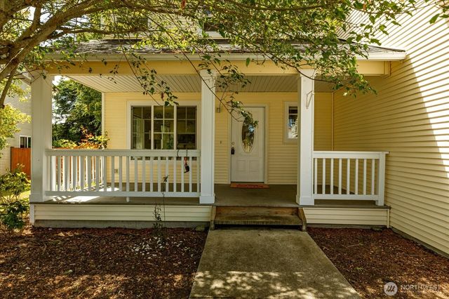 685 SW 1st Avenue, Oak Harbor, WA 98277