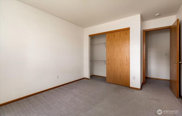 685 SW 1st Avenue, Oak Harbor, WA 98277