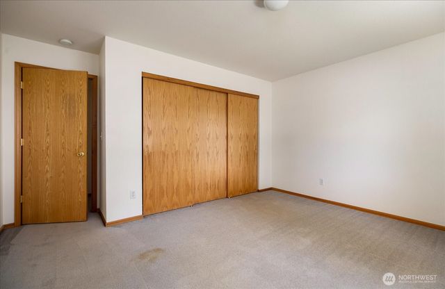 685 SW 1st Avenue, Oak Harbor, WA 98277