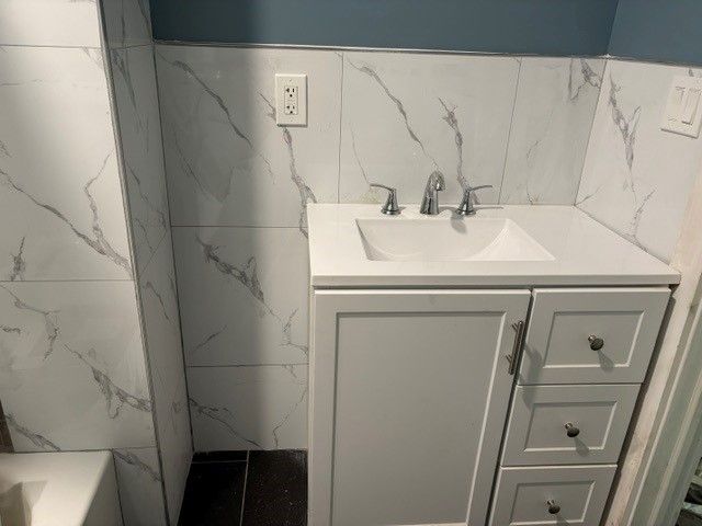 1853 Clifford Avenue, Rochester, NY 14609