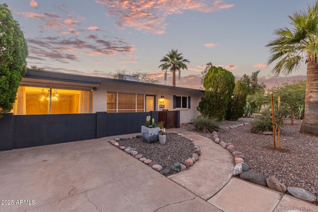 3610 N 8TH Avenue, Phoenix, AZ 85013