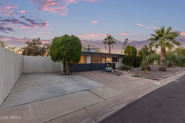 3610 N 8TH Avenue, Phoenix, AZ 85013