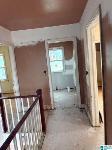 1016 43RD PLACE W, Birmingham, AL 35208