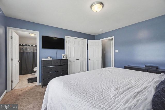 206 PIKE CT, Shippensburg, PA 17257