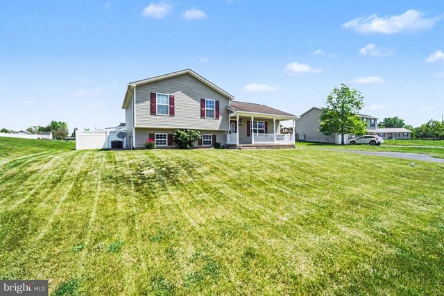 206 PIKE CT, Shippensburg, PA 17257