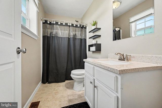 206 PIKE CT, Shippensburg, PA 17257
