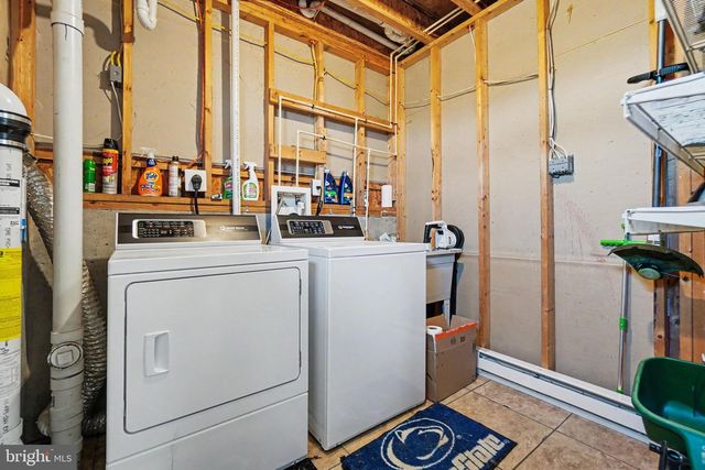206 PIKE CT, Shippensburg, PA 17257