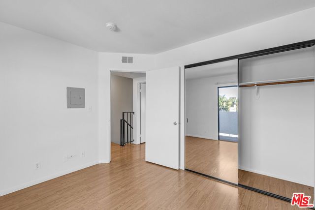 2490 Purdue Avenue 7, Los Angeles, CA 90064