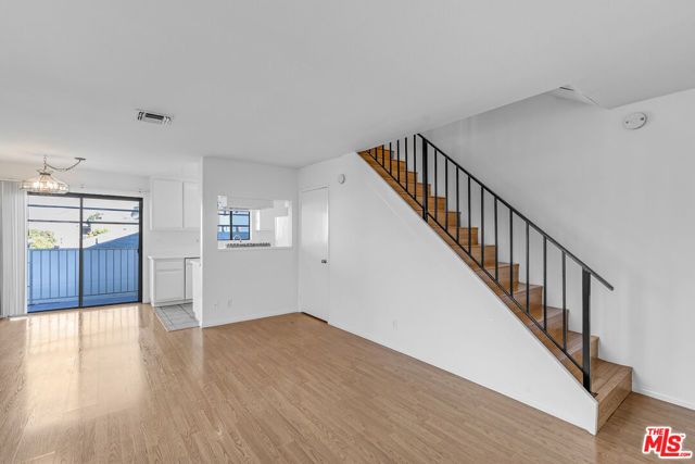 2490 Purdue Avenue 7, Los Angeles, CA 90064