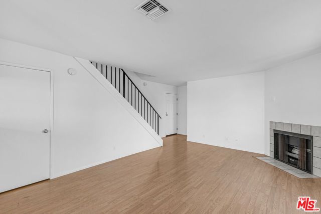 2490 Purdue Avenue 7, Los Angeles, CA 90064