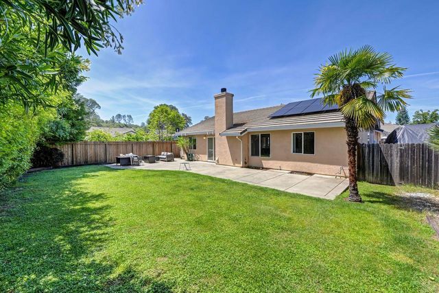 4749 Thoreau Dr, Cameron Park, CA 95682
