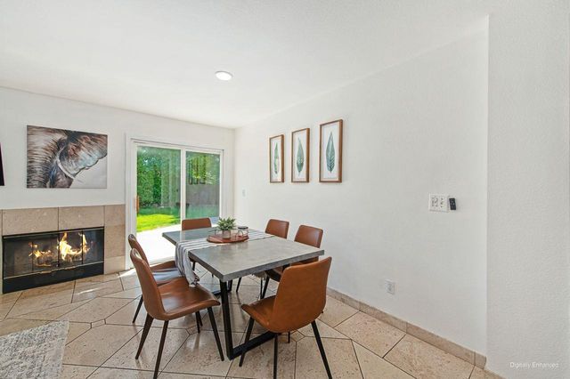 4749 Thoreau Dr, Cameron Park, CA 95682