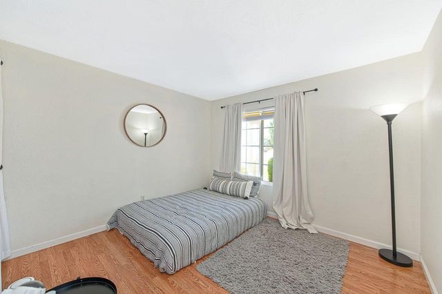 4749 Thoreau Dr, Cameron Park, CA 95682