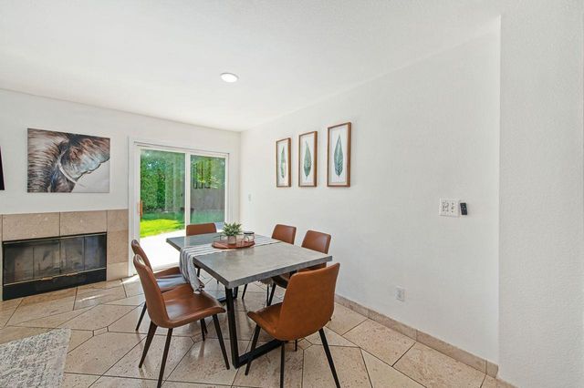 4749 Thoreau Dr, Cameron Park, CA 95682