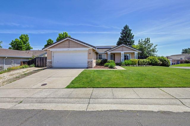 4749 Thoreau Dr, Cameron Park, CA 95682