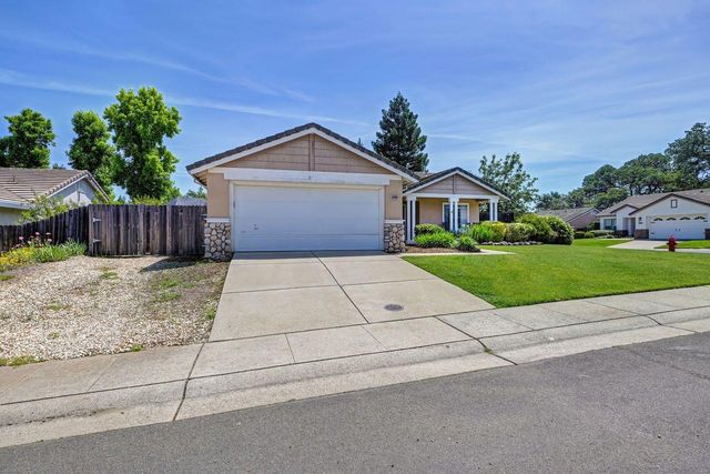 4749 Thoreau Dr, Cameron Park, CA 95682