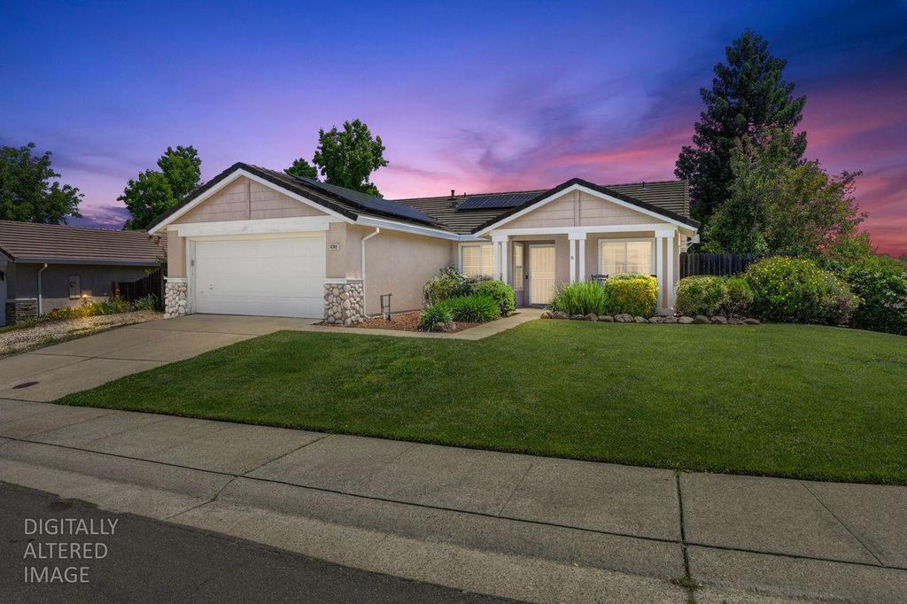 4749 Thoreau Dr, Cameron Park, CA 95682