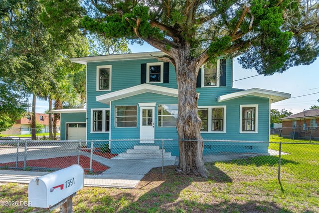 1591 Birmingham Avenue, Daytona Beach, FL 32117