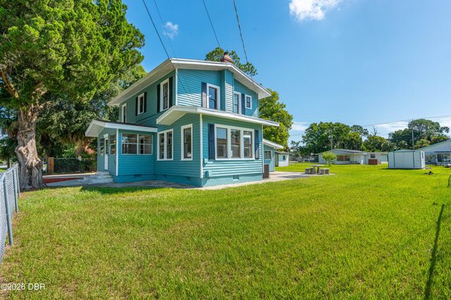 1591 Birmingham Avenue, Daytona Beach, FL 32117