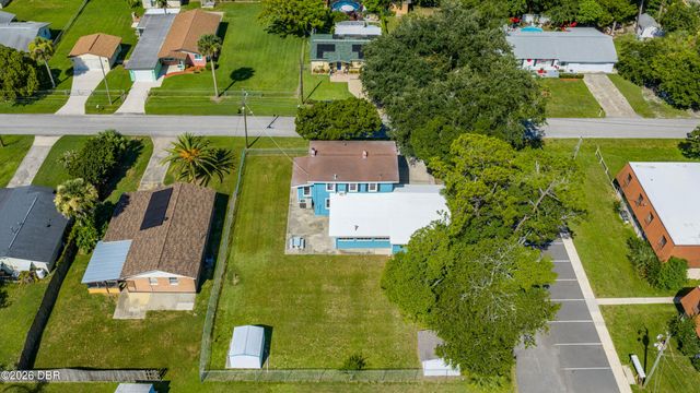 1591 Birmingham Avenue, Daytona Beach, FL 32117