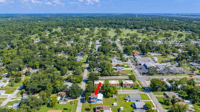1591 Birmingham Avenue, Daytona Beach, FL 32117